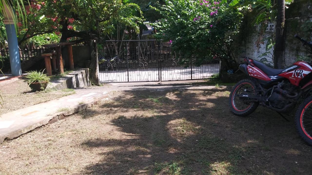 Ometepe House Panzió Moyogalpa Kültér fotó