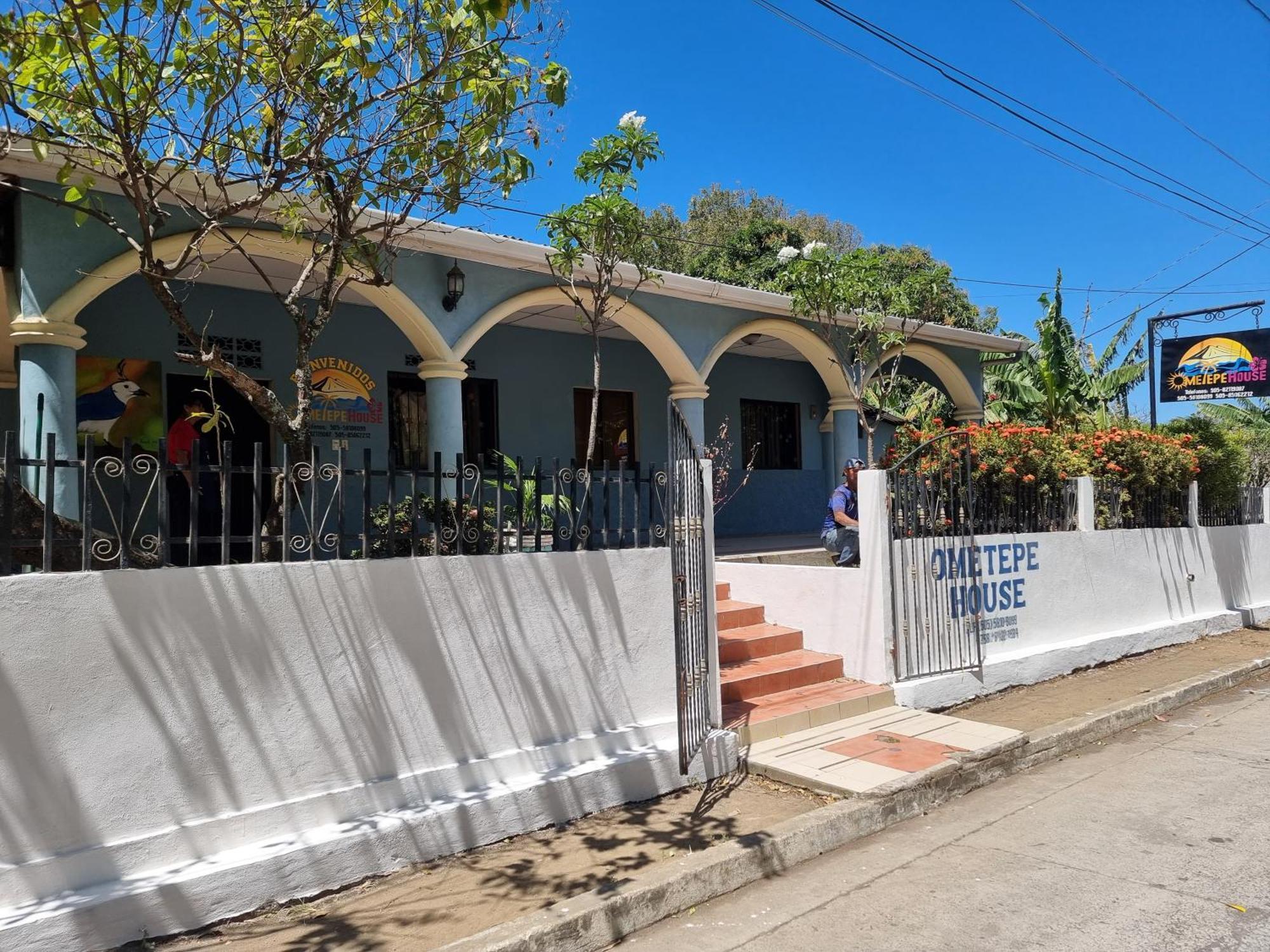 Ometepe House Panzió Moyogalpa Kültér fotó