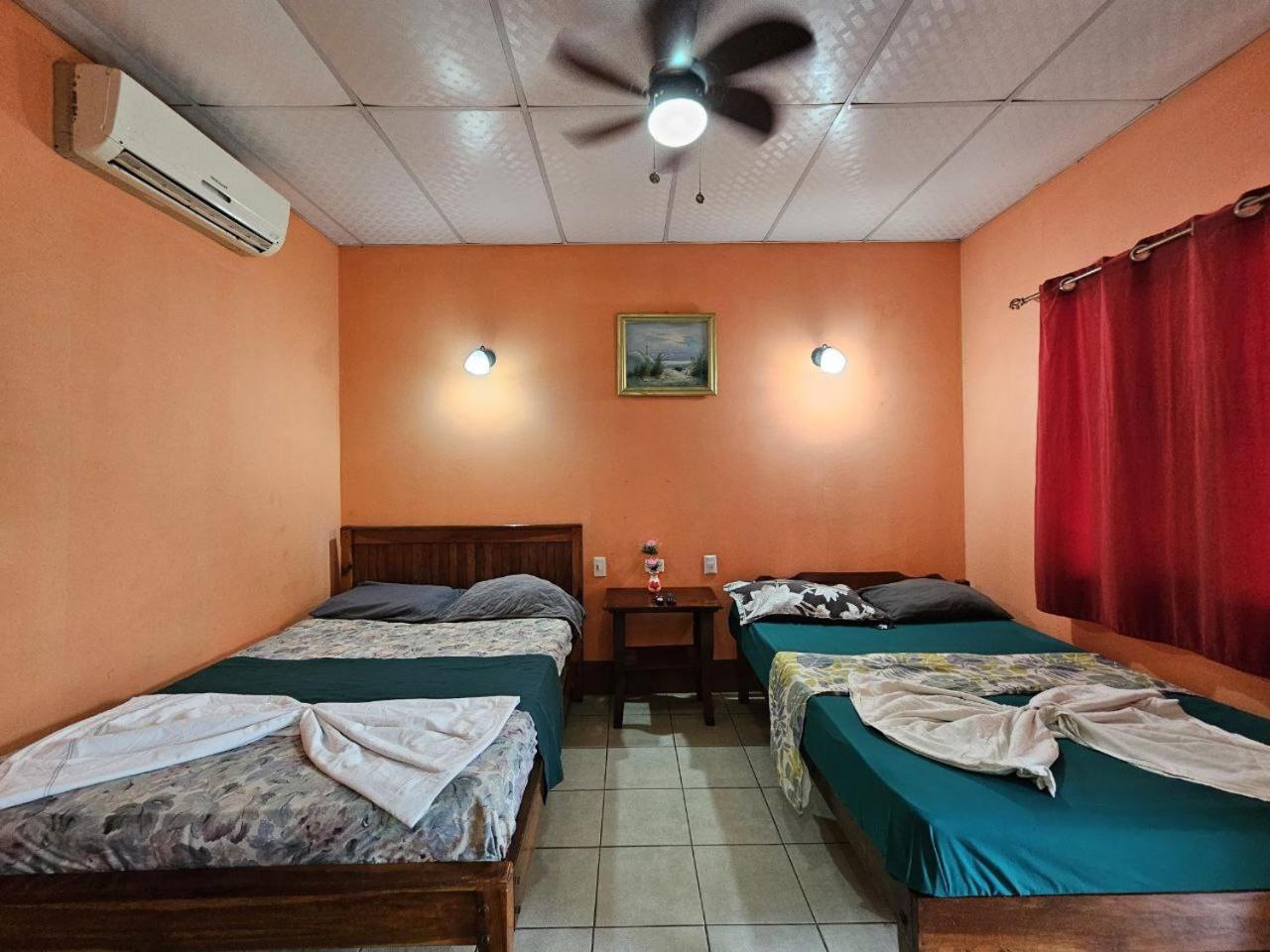 Ometepe House Panzió Moyogalpa Kültér fotó