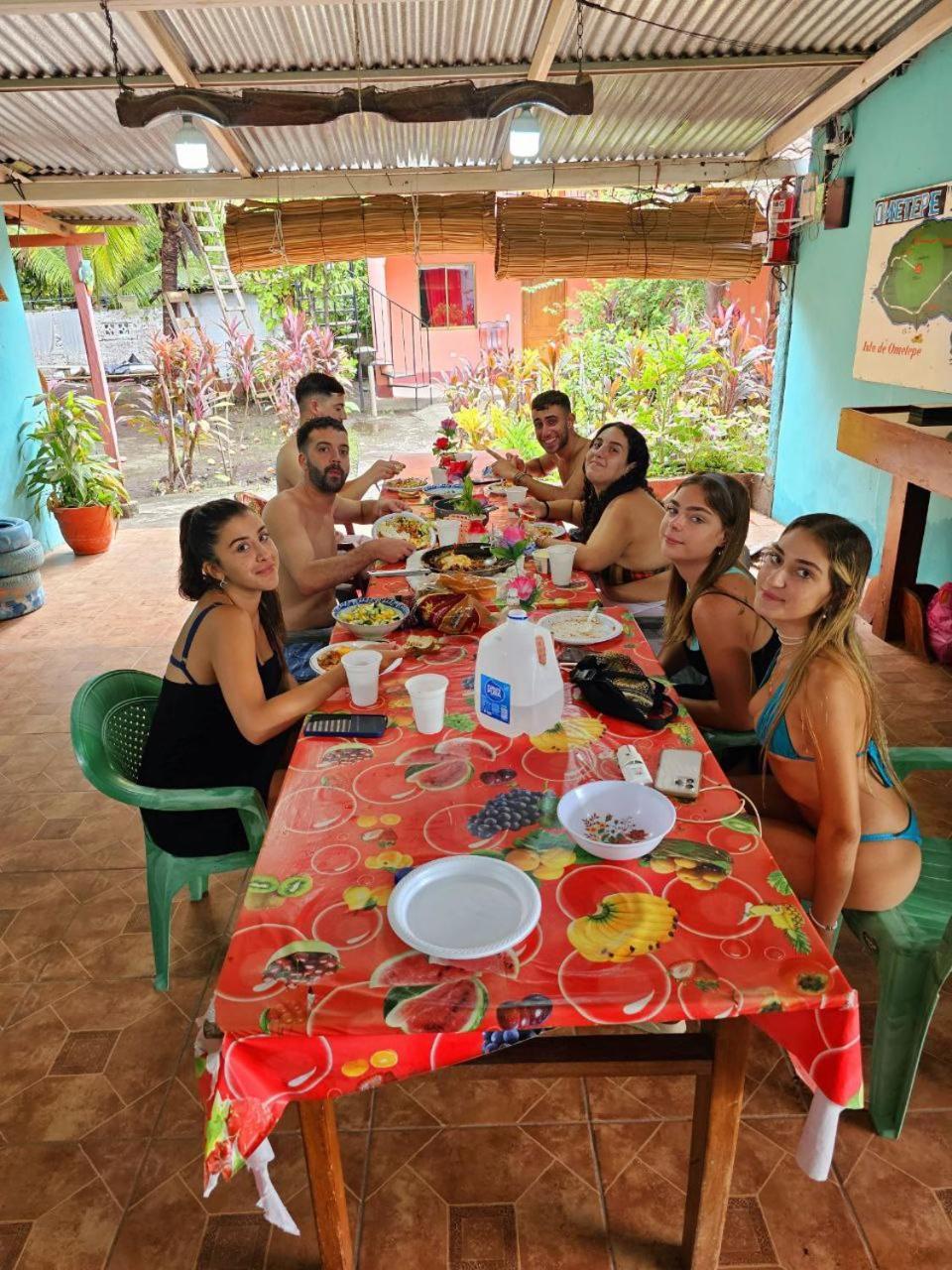 Ometepe House Panzió Moyogalpa Kültér fotó