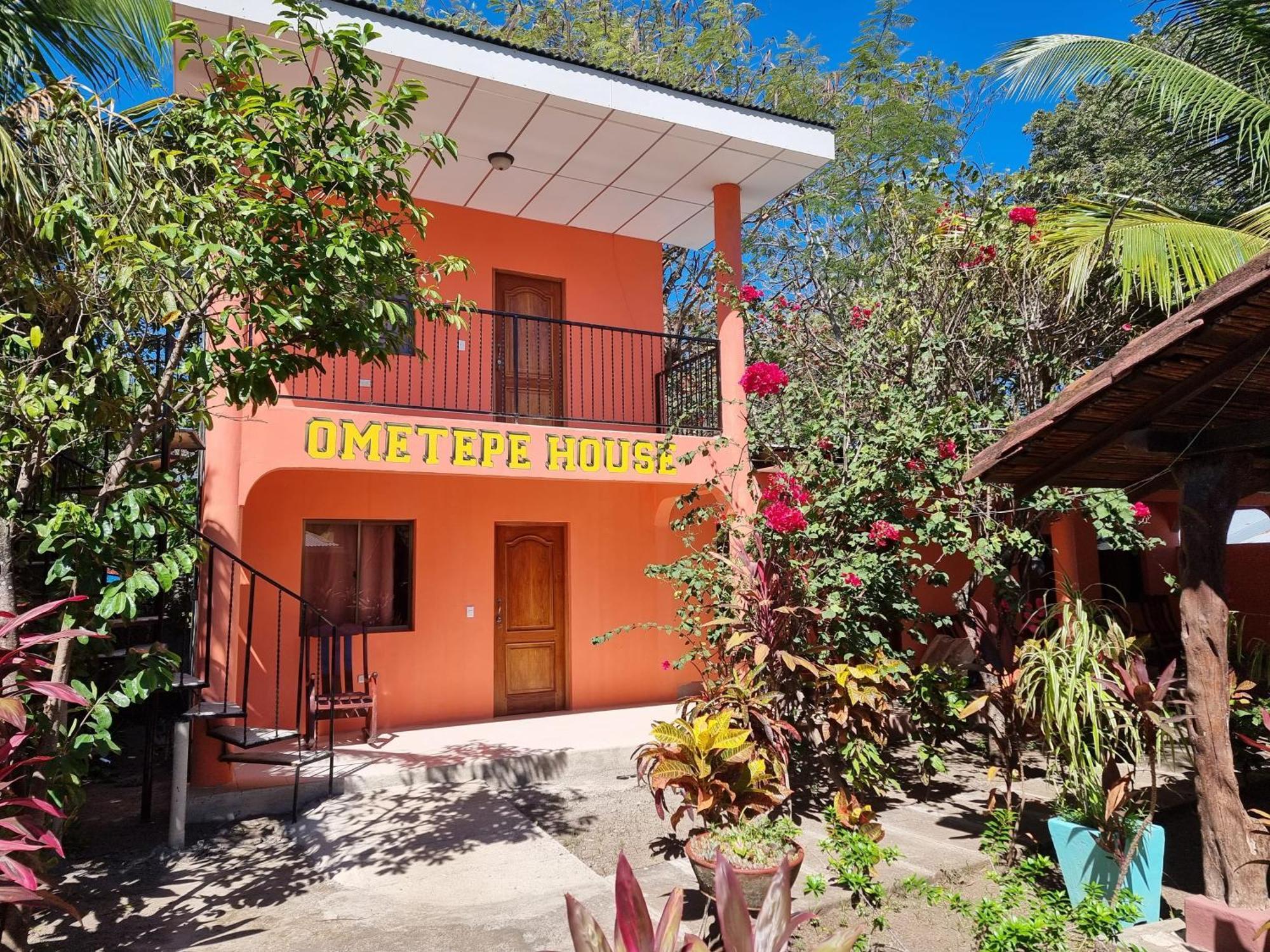 Ometepe House Panzió Moyogalpa Kültér fotó