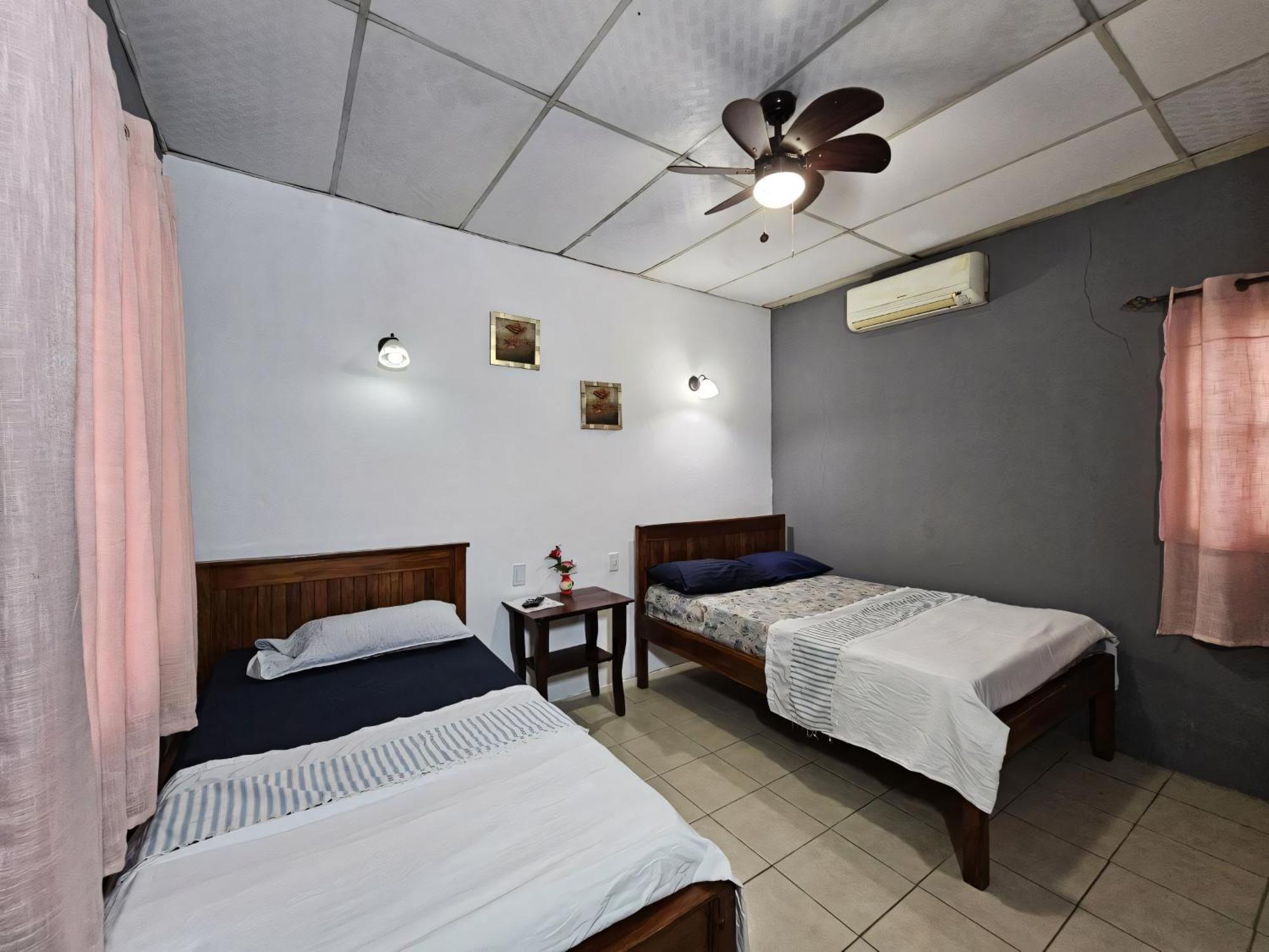 Ometepe House Panzió Moyogalpa Kültér fotó